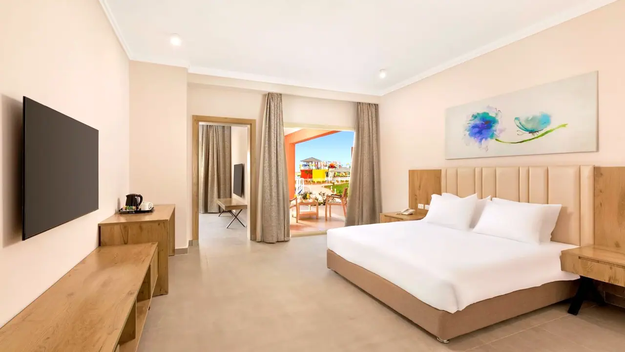 الفندق الباتروس ووتر فالي ريزورت نيفير لاند - الغردقة